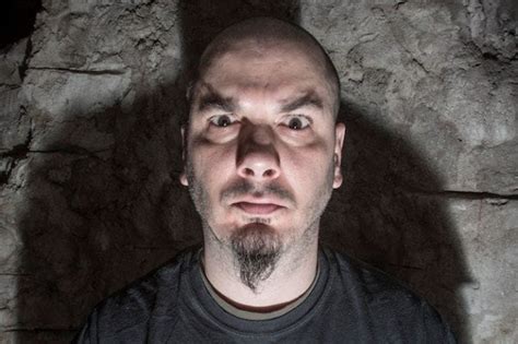 Philip Anselmo Yells 'White Power' + Throws Nazi Salute .